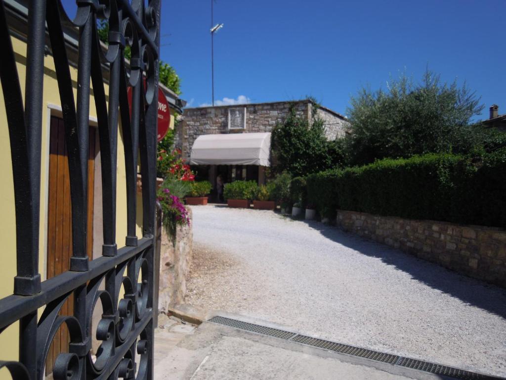 Ferienwohnung Il Turrione Assisi Exterior foto