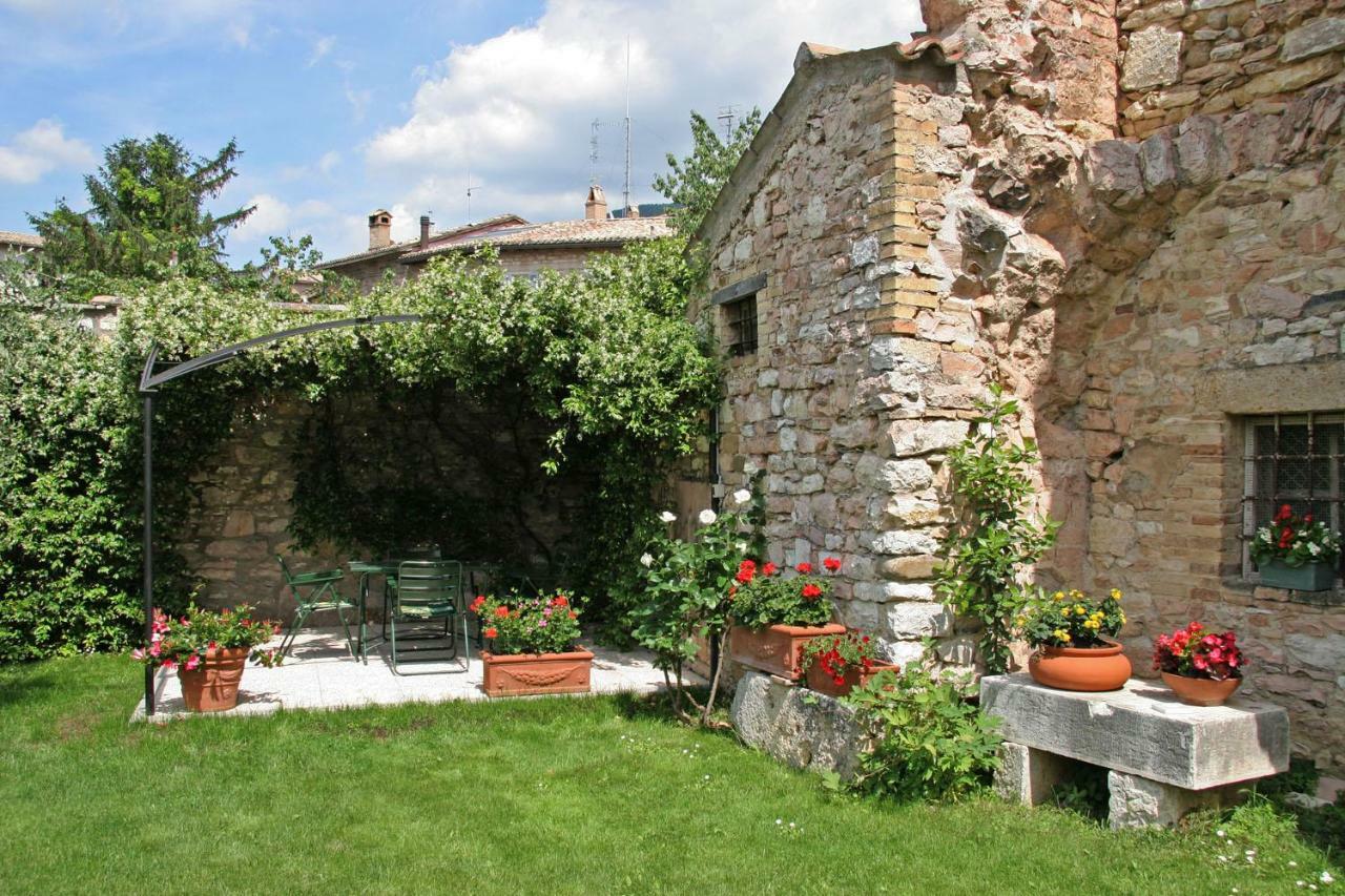 Ferienwohnung Il Turrione Assisi Exterior foto